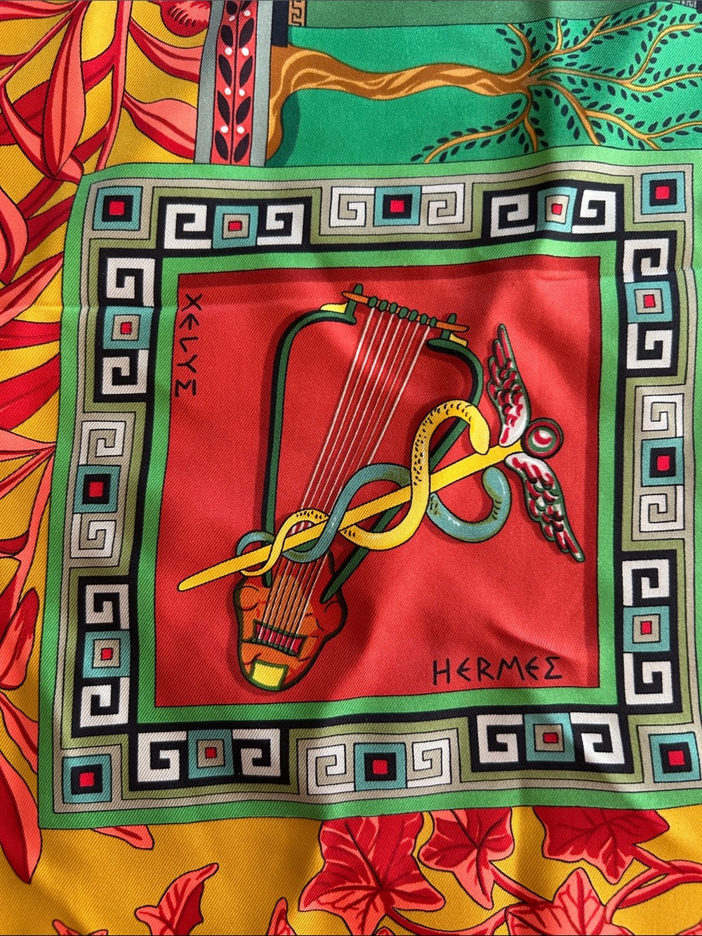 Hermès Musique des Dieux Silk Carré 90 cm Scarf Vintage Claudia Stuhlhofer-Mayr - Picture 3 of 10